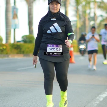 Runner Photo 7765440