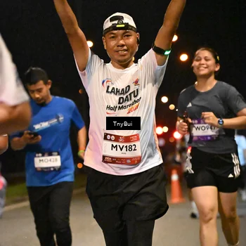 Runner Photo 7765457