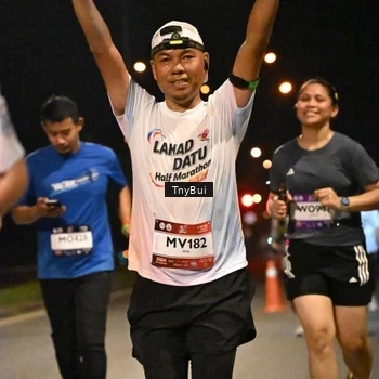 Runner Photo 7765491
