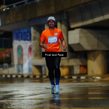 Runner Photo 7765498