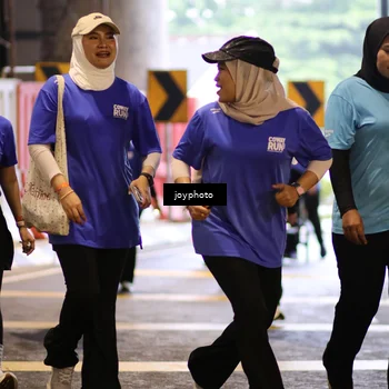 Runner Photo 7765500