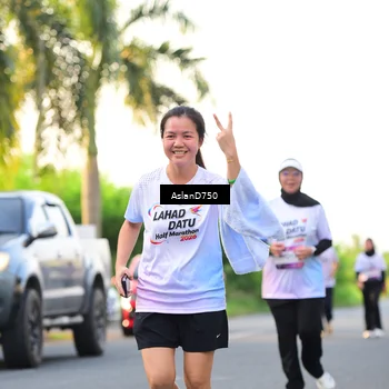 Runner Photo 7765521