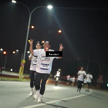 Runner Photo 7765534