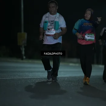 Runner Photo 7765537