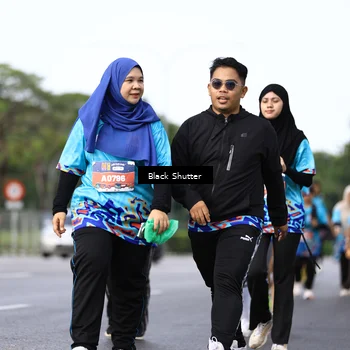Runner Photo 7765545