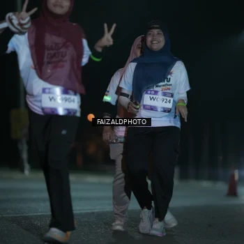 Runner Photo 7765546