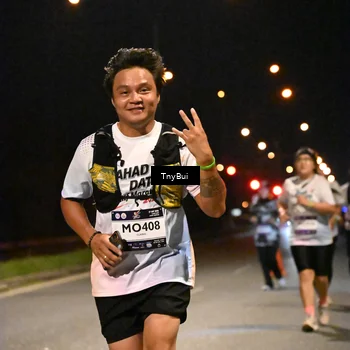 Runner Photo 7765548