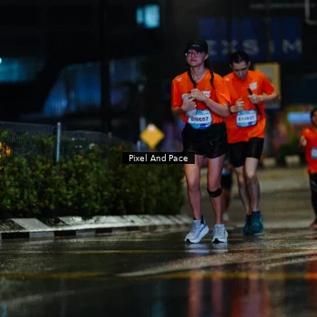 Runner Photo 7765555