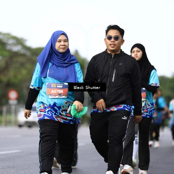 Runner Photo 7765566