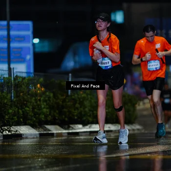 Runner Photo 7765575