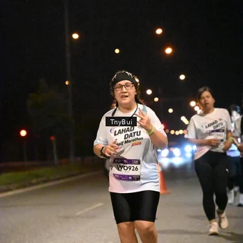 Runner Photo 7765603