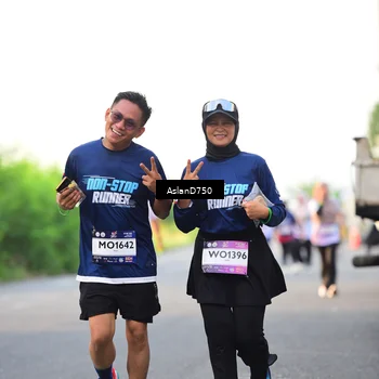 Runner Photo 7765614