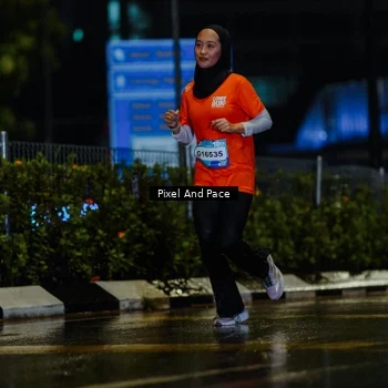 Runner Photo 7765621