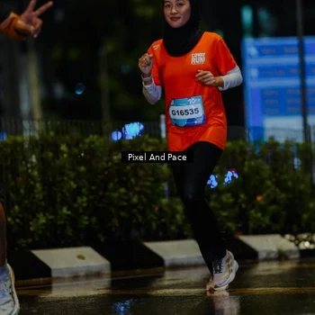 Runner Photo 7765636