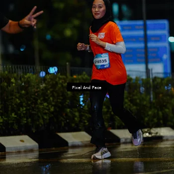 Runner Photo 7765637