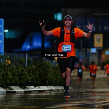 Runner Photo 7765661