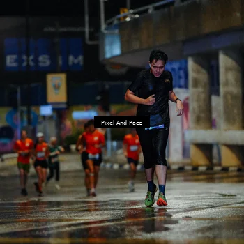 Runner Photo 7765673