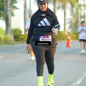 Runner Photo 7765676