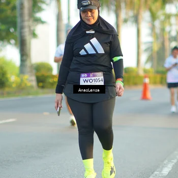Runner Photo 7765678