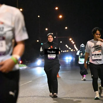 Runner Photo 7765685
