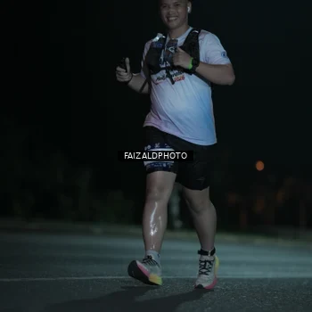 Runner Photo 7765687