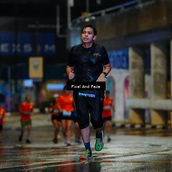 Runner Photo 7765693