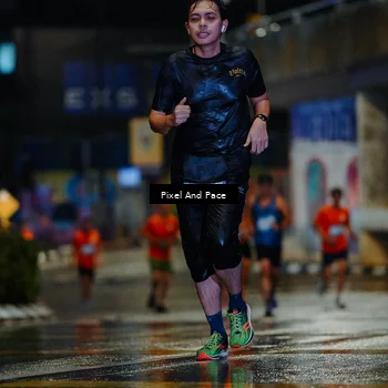 Runner Photo 7765699