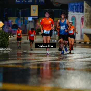 Runner Photo 7765701