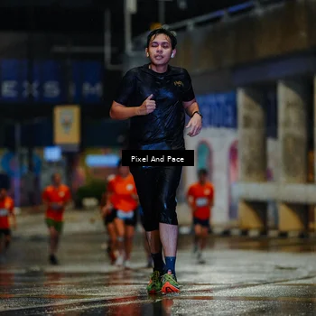 Runner Photo 7765705