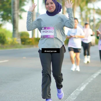 Runner Photo 7765709