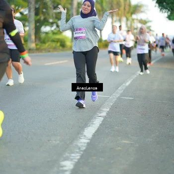 Runner Photo 7765717