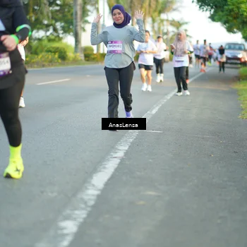 Runner Photo 7765723