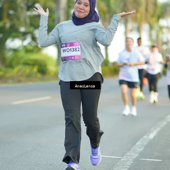 Runner Photo 7765733