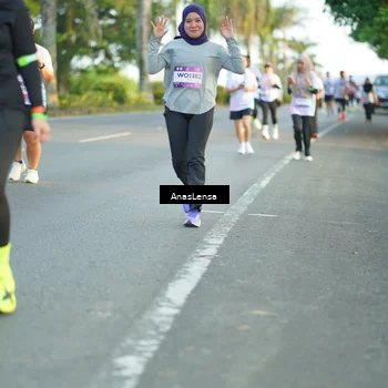 Runner Photo 7765735
