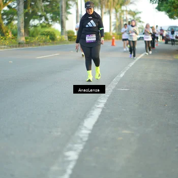 Runner Photo 7765736