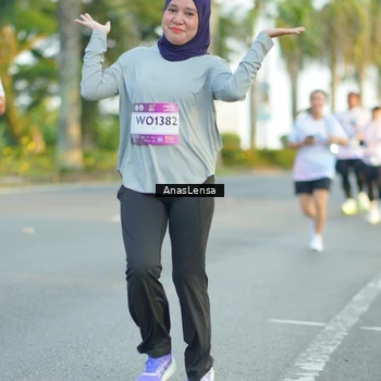 Runner Photo 7765763