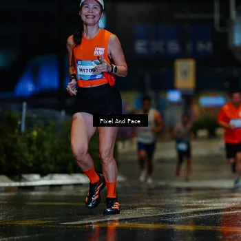 Runner Photo 7765773