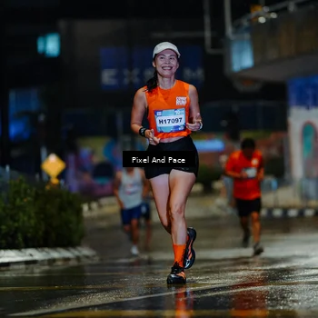 Runner Photo 7765776