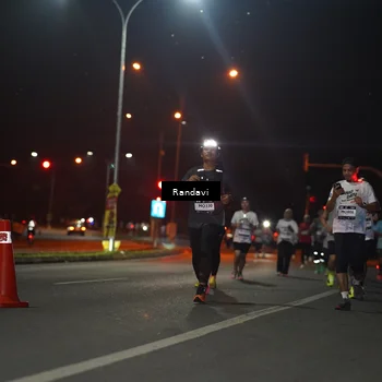 Runner Photo 7765789