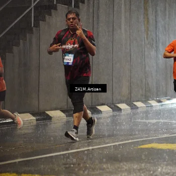 Runner Photo 7765797