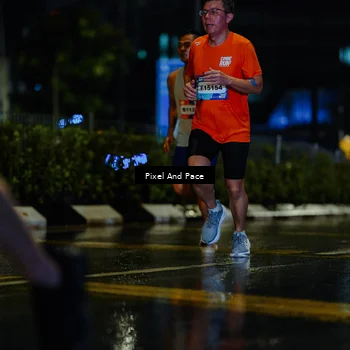 Runner Photo 7765804