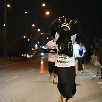 Runner Photo 7765819