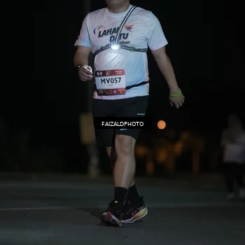Runner Photo 7765824