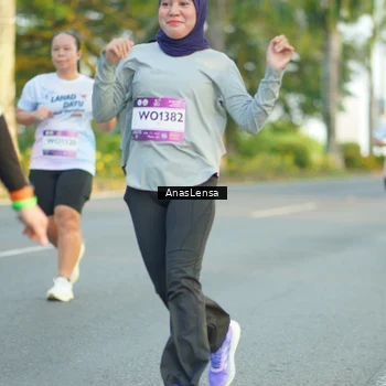 Runner Photo 7765842