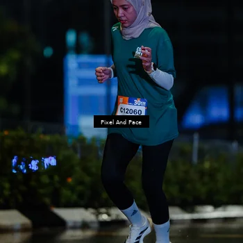 Runner Photo 7765844