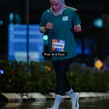 Runner Photo 7765875