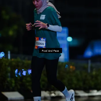 Runner Photo 7765878
