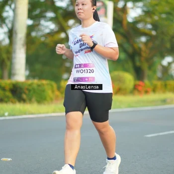Runner Photo 7765889