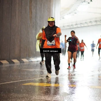 Runner Photo 7765905