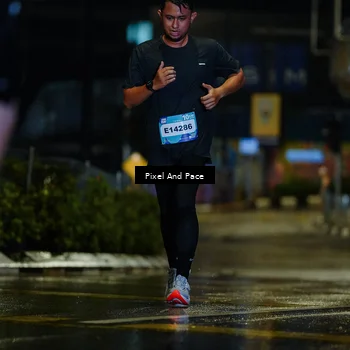 Runner Photo 7765915